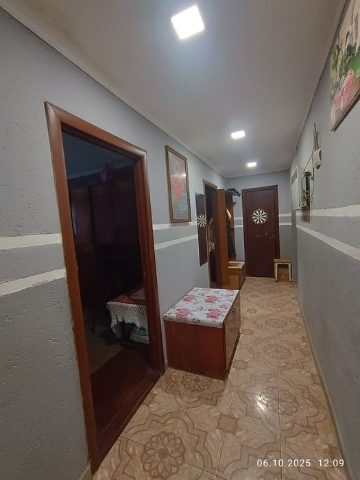 В Продажу  2- кімн  1 поверх