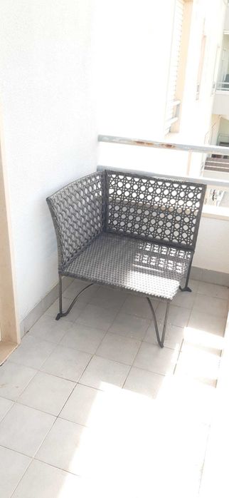 Sofá exterior com almofadas e mesa de exterior - Conjunto IKEA