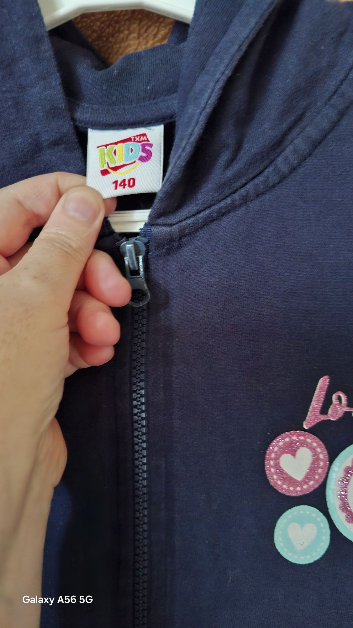 Bluza z kapturem 140.