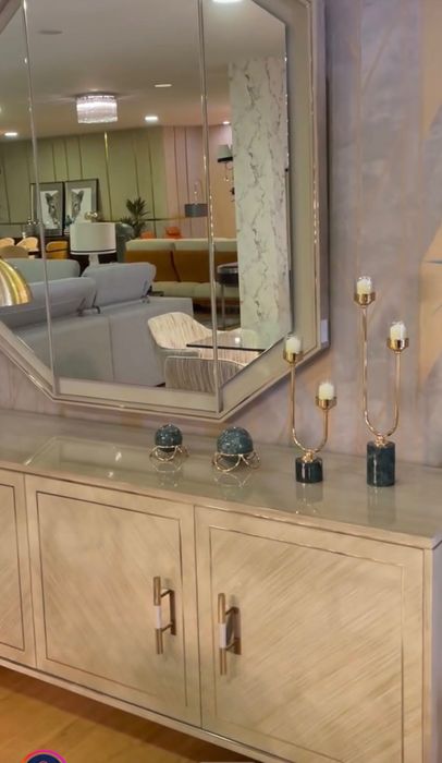 Móvel sala de jantar e móvel TV