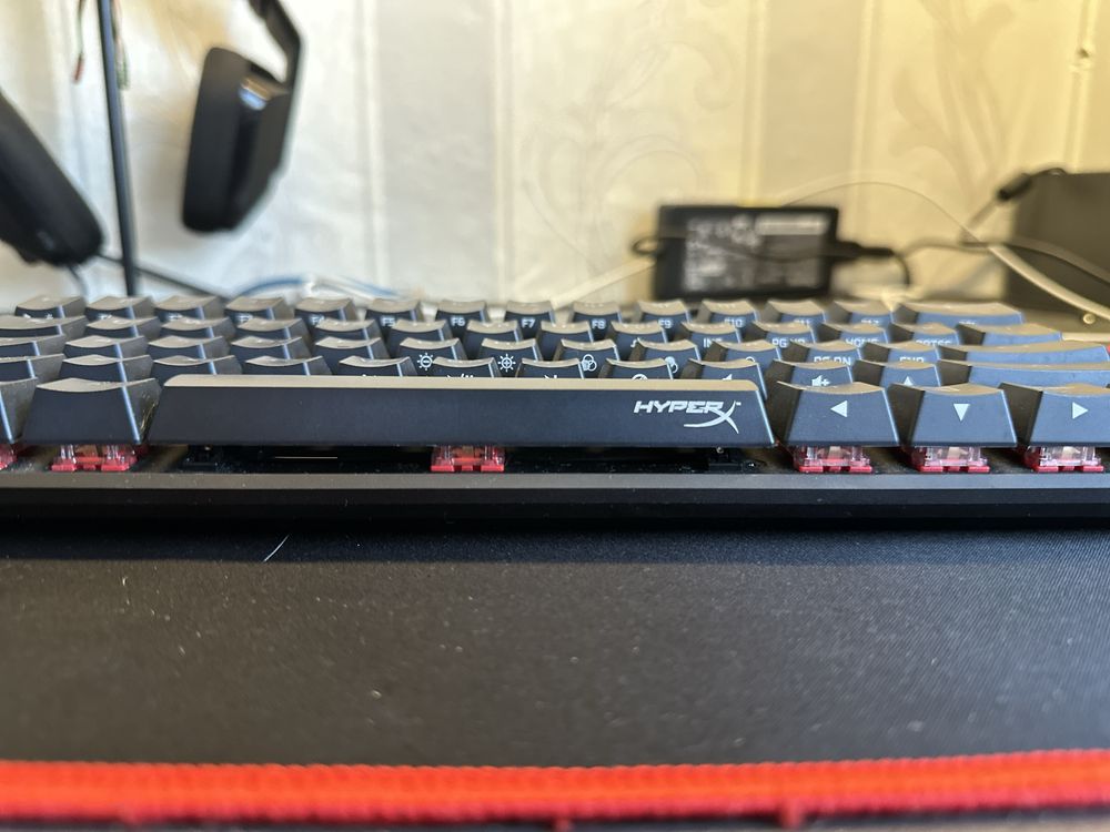 ігрова клавіатура HyperX Alloy Origings 60 [RED]