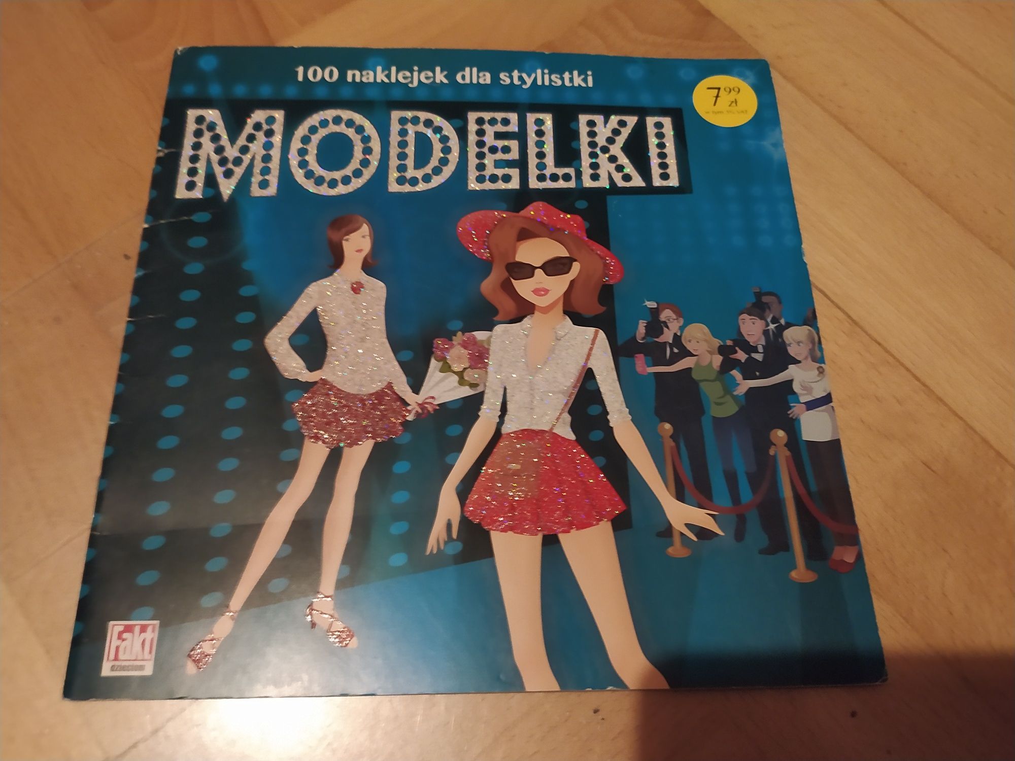 Modelki 100 naklejek dla stylistki