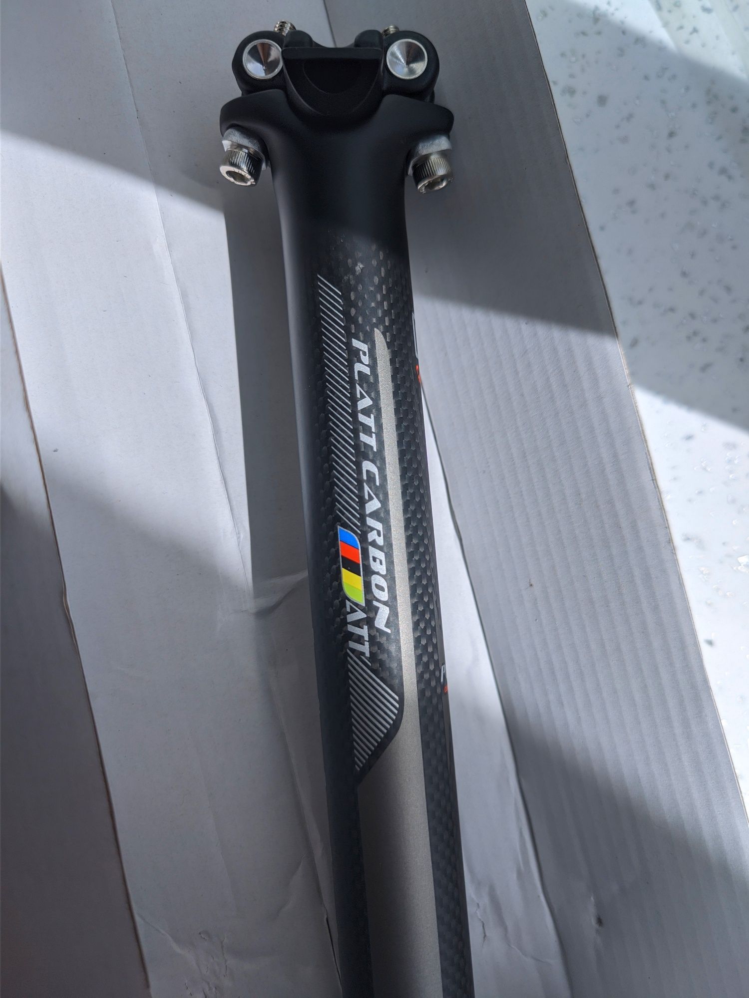 Sztyca podsiodłowa carbon 30.8 400mm karbon PLATT carbon fibre