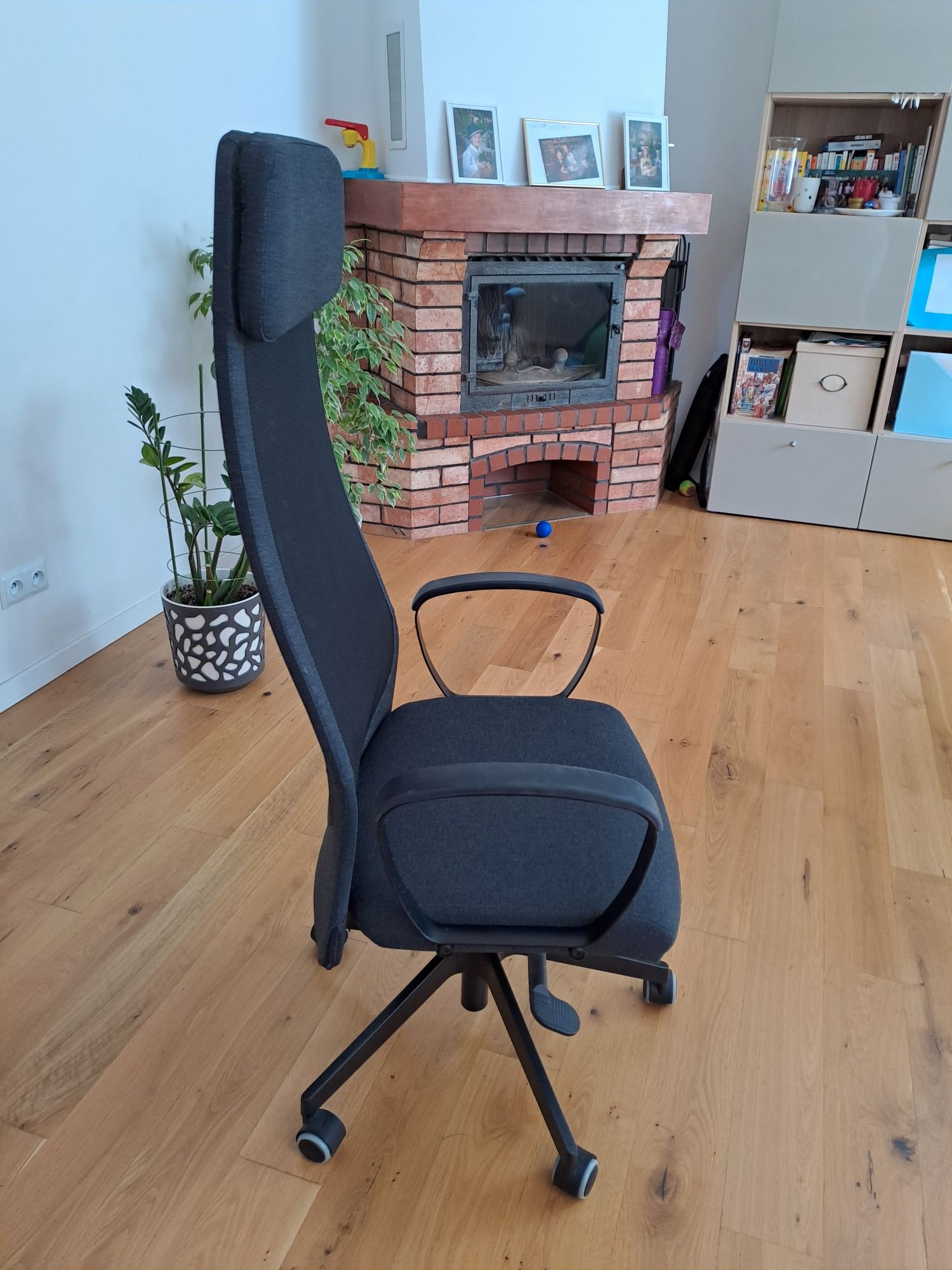 Krzesło biurowe obrotowe Ikea Markus