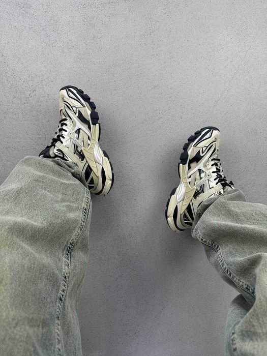 Кроссовки Balenciaga Track 2.0 Beige/Black premium