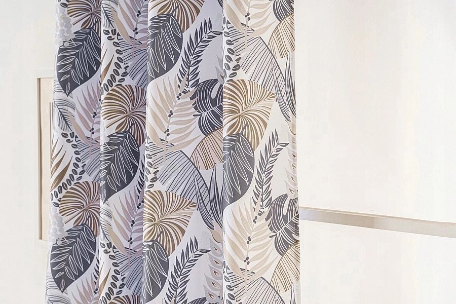 Zasłona Zaciemniająca 140x250 Dekoracyjna Blackout Leni 04 Przelotki