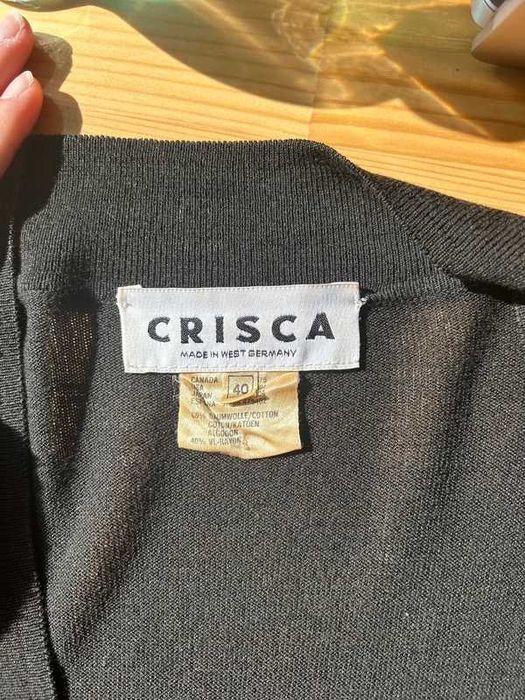 Bolero preto com franjas brilhosas