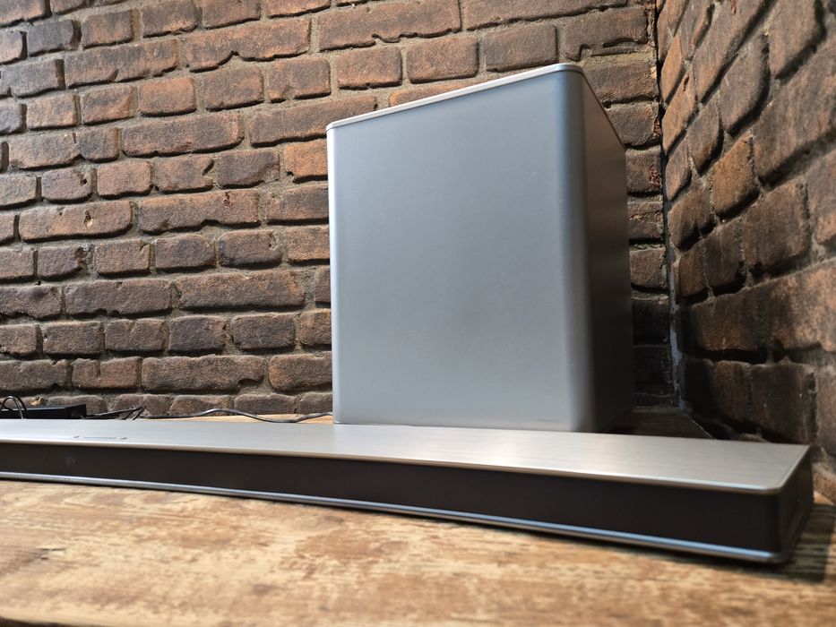 SAMSUNG 7501  Sounbar, subwoofer, pilot,