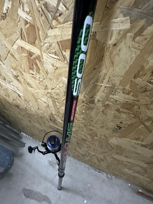 Продаю телескопическую удочку  5 м вместе с катушкой
