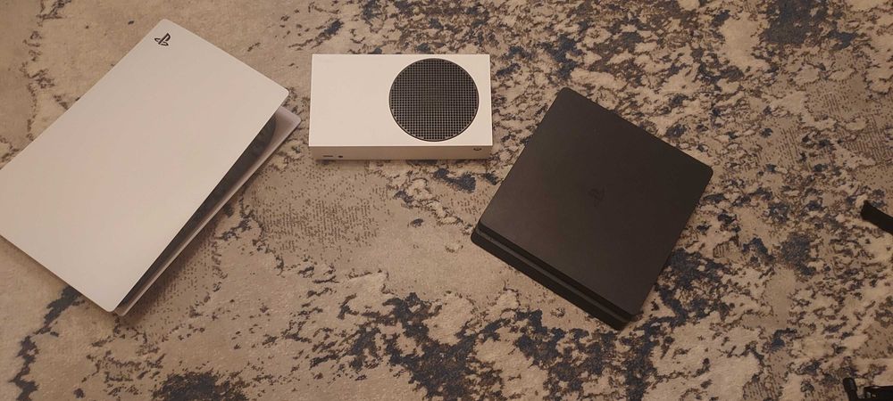 Profesjonalne czyszczenie konsol PS4,PS5,Xbox S/X Wymiana pasty i term