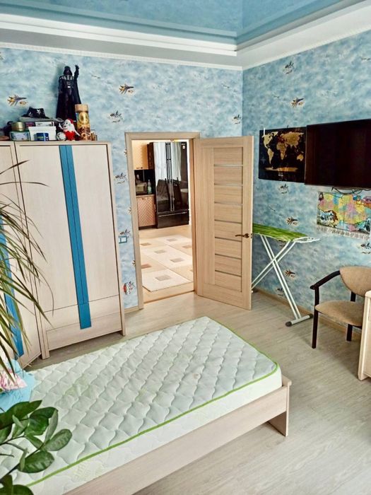 Продам 3 кім простору квартиру ЖК Панорама Сімфіропільська Центр