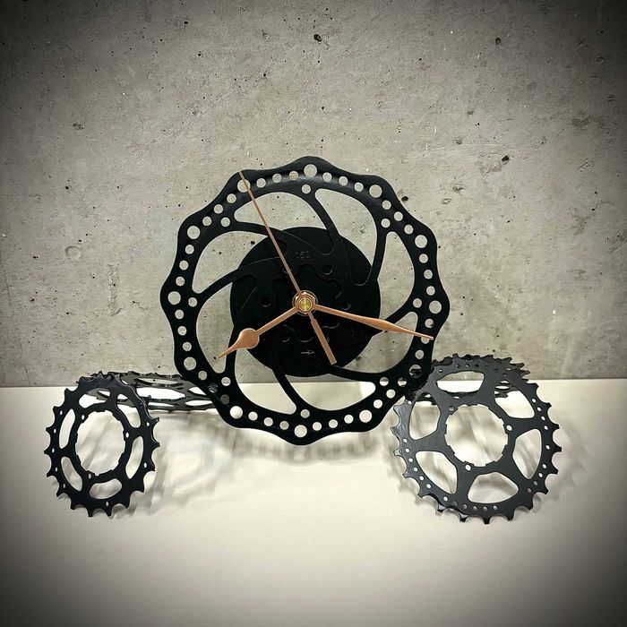 Zegar z zębatek, części rowerowych - unikat rękodzieło recycling loft