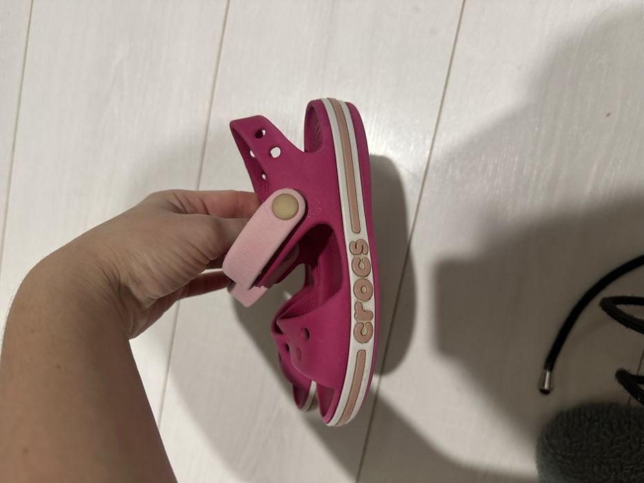 Босоніжки Crocs C10