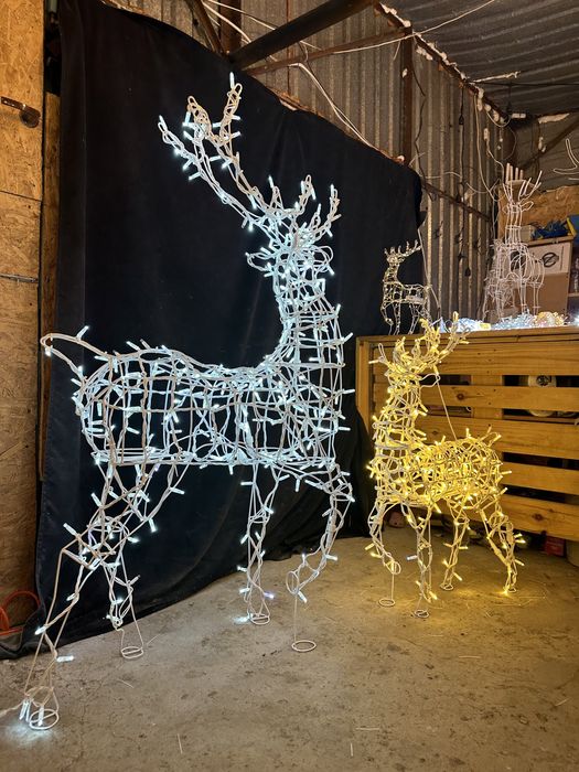 Магазин гірлянд та оленів у Дніпрі внутриняя и уличная гирлянда олень