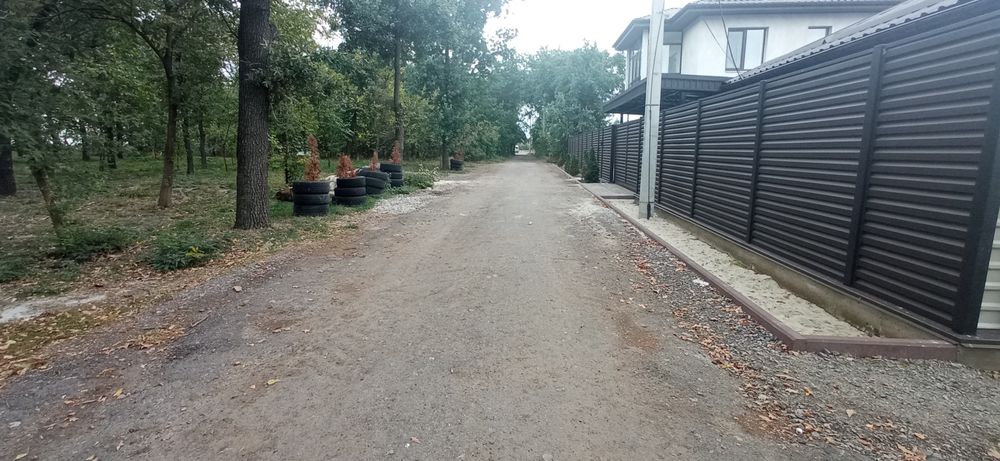 Земельна ділянка в с. Червона Слобода