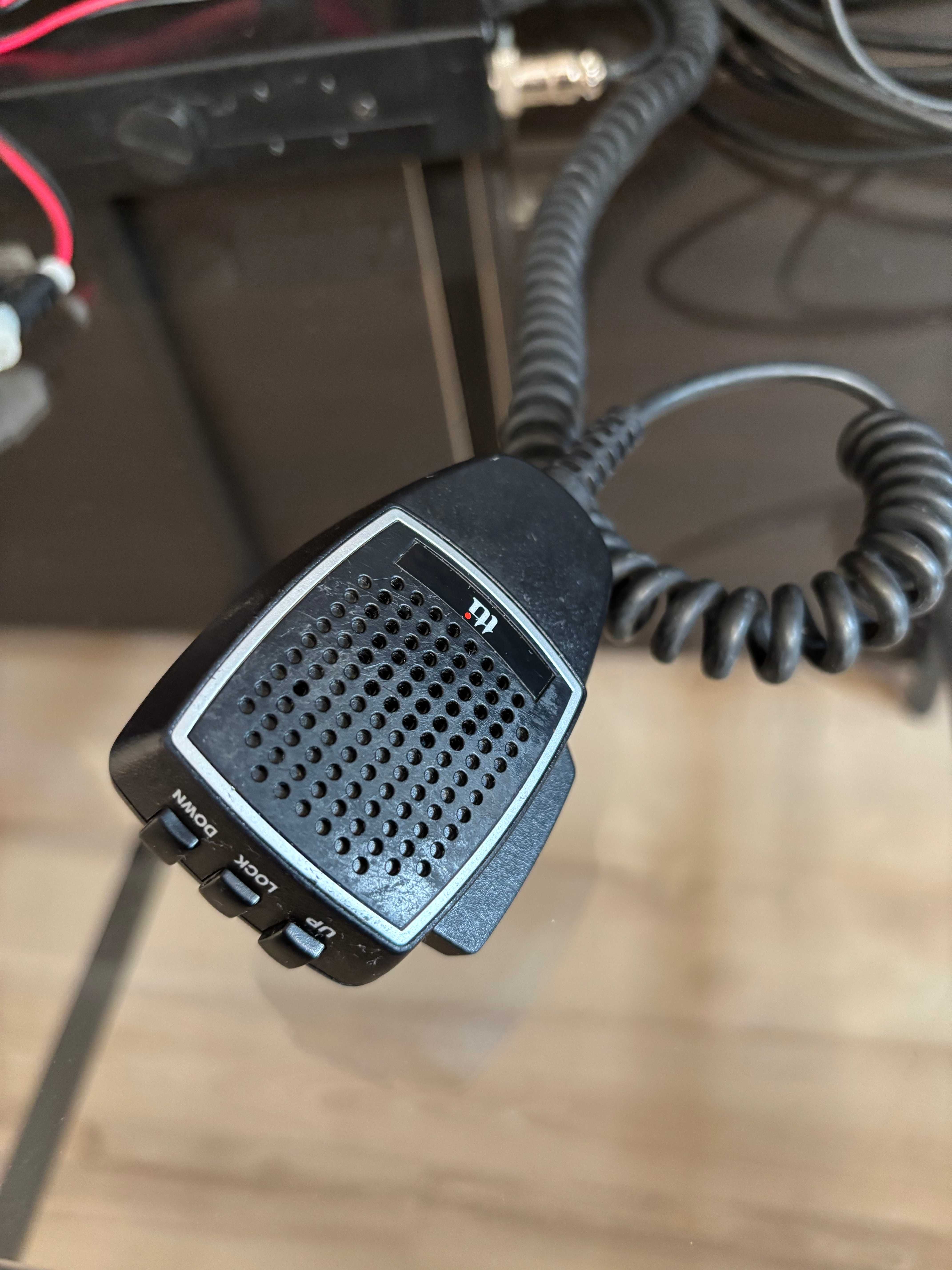 CB radio TTI TCB-770 + antena Hustler