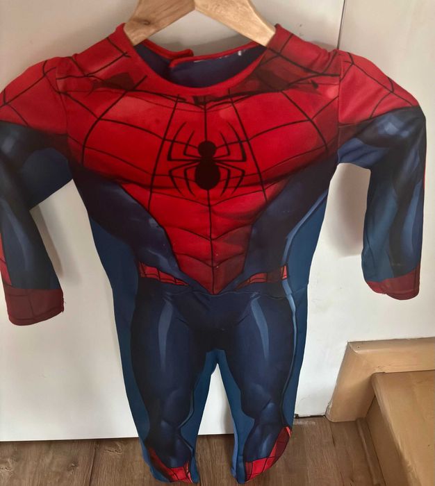 Kostium ma bal przebierańców Spiderman HM 110, 1116, 122