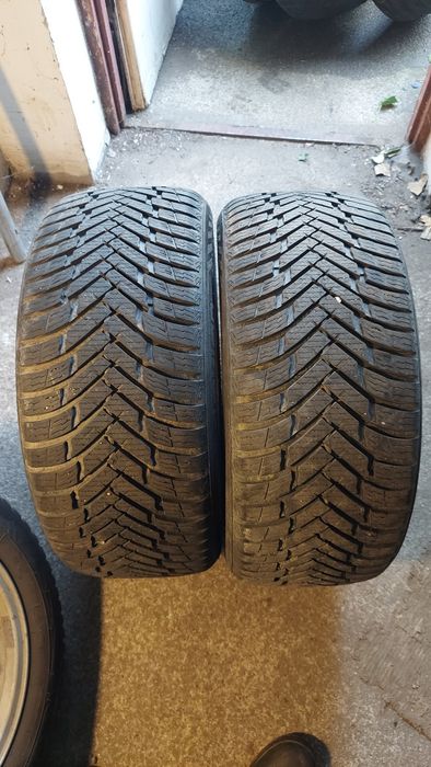 Opony 235/45/17 zima  2szt montaż