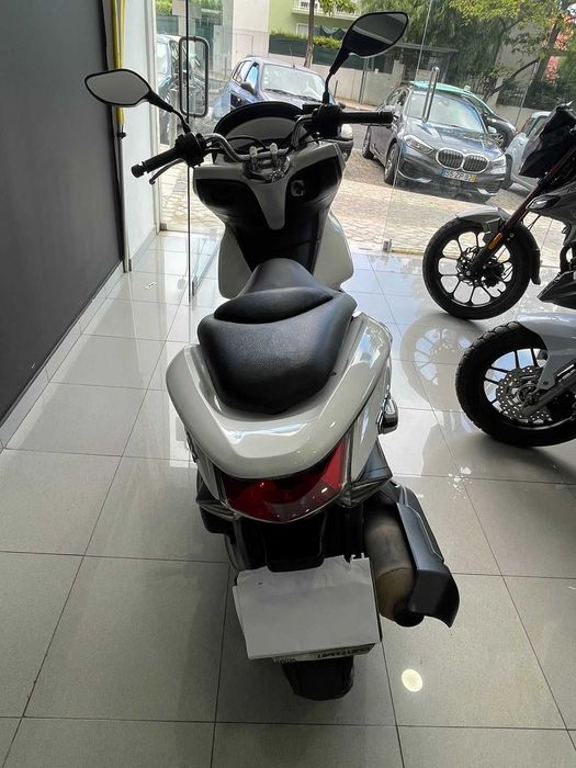 Honda pcx 125, parcelamento facilitado.
