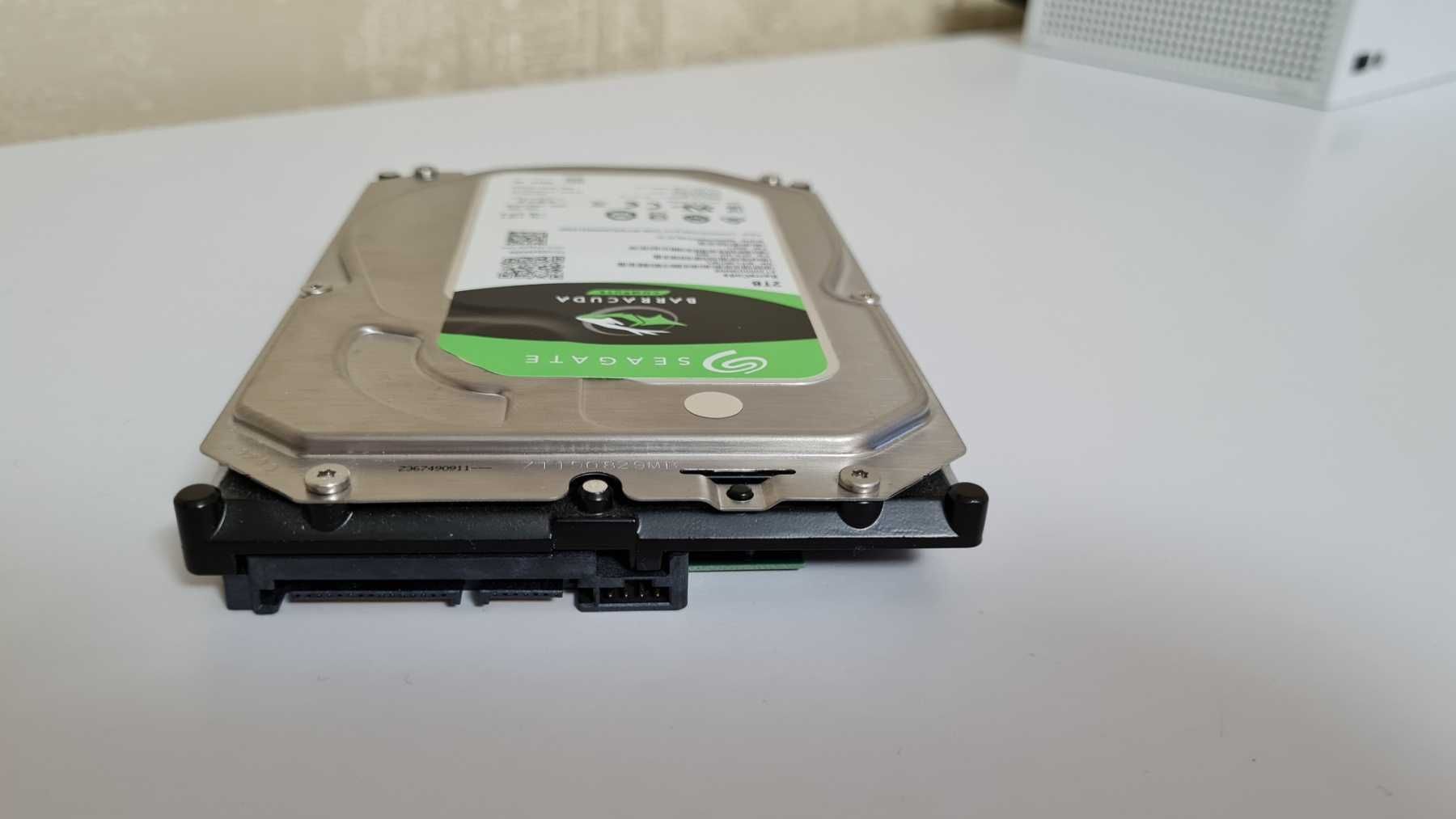 Продам жорсткий диск Seagate BarraCuda HDD 2TB