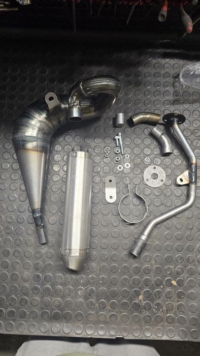 Wydech 2t giannelli  (Malaguti XSM, XTM, MBK X-Limit, Yamaha DTR, SM)