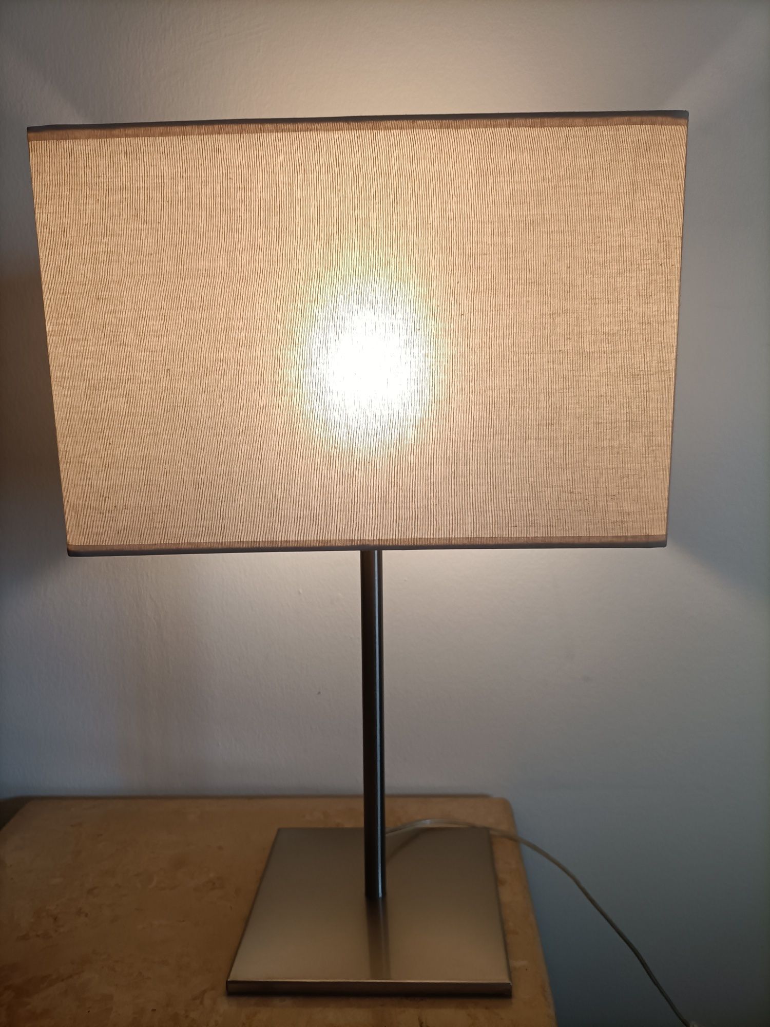 Candeeiro de mesa