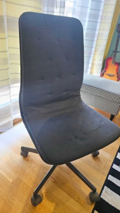 Krzesło konferencyjne, biurowe IKEA MULLFJÄLLET Naggen Ciemnoszary