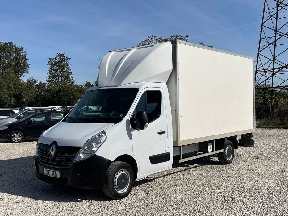 Renault MASTER  2.3 DCI .130 KM z windą 900 kg ,8 palet ZADBANY