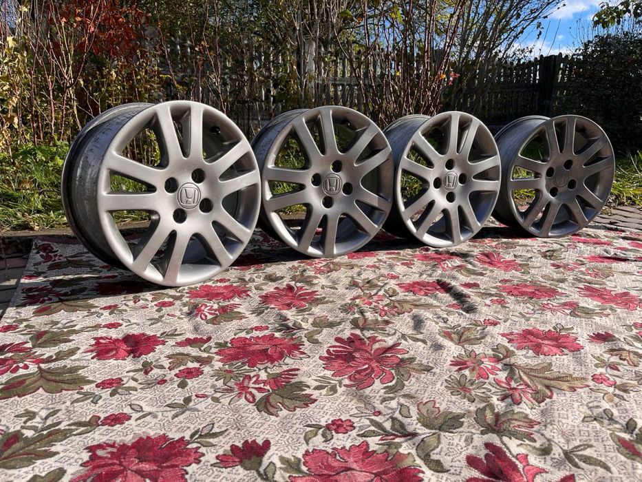 Диски r15 4*100 et45  Honda Volkswagen  Opel Toyota