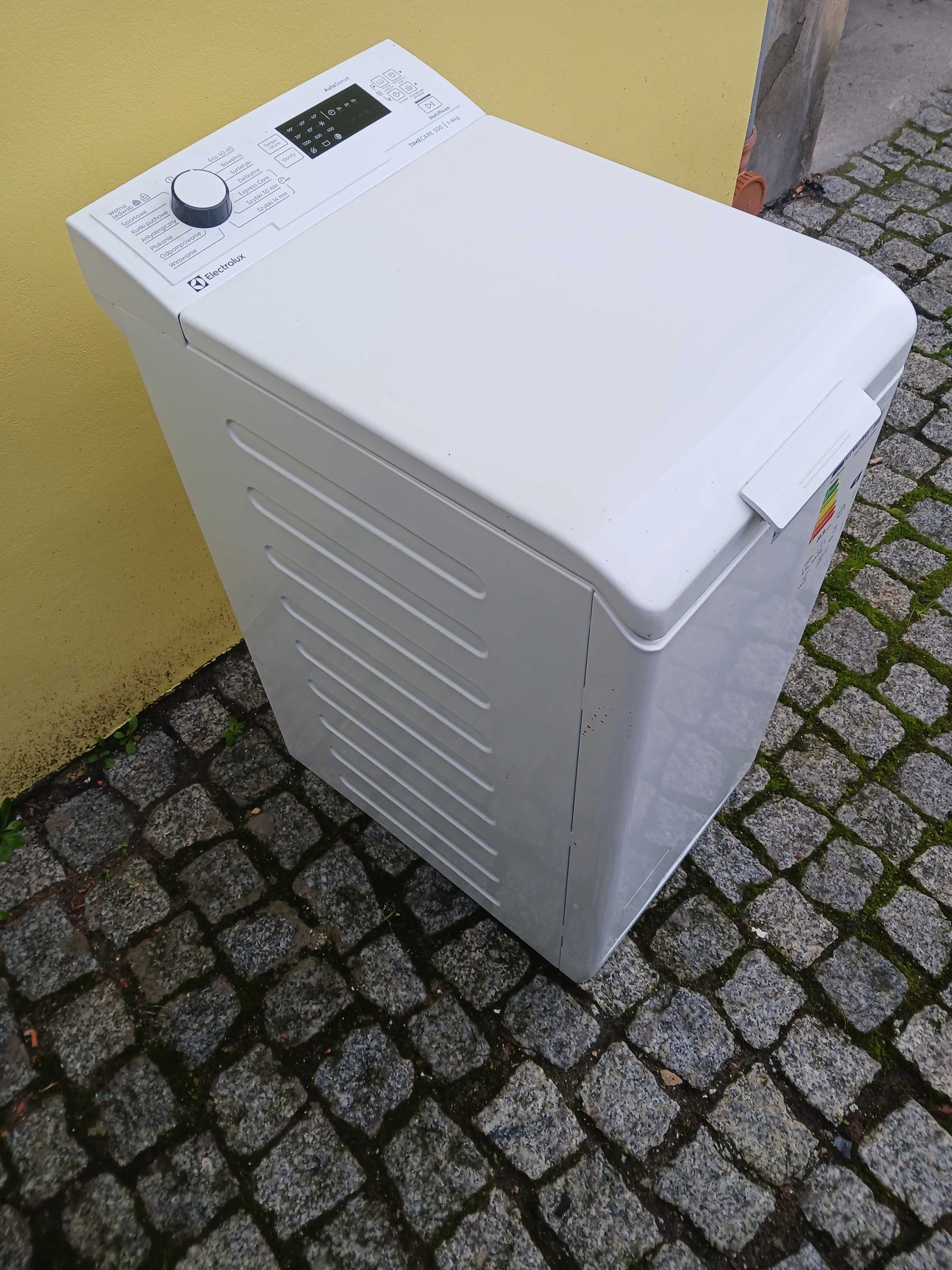 Sprzedam nową pralke "Electrolux Time Care 500 , Auto Sense "