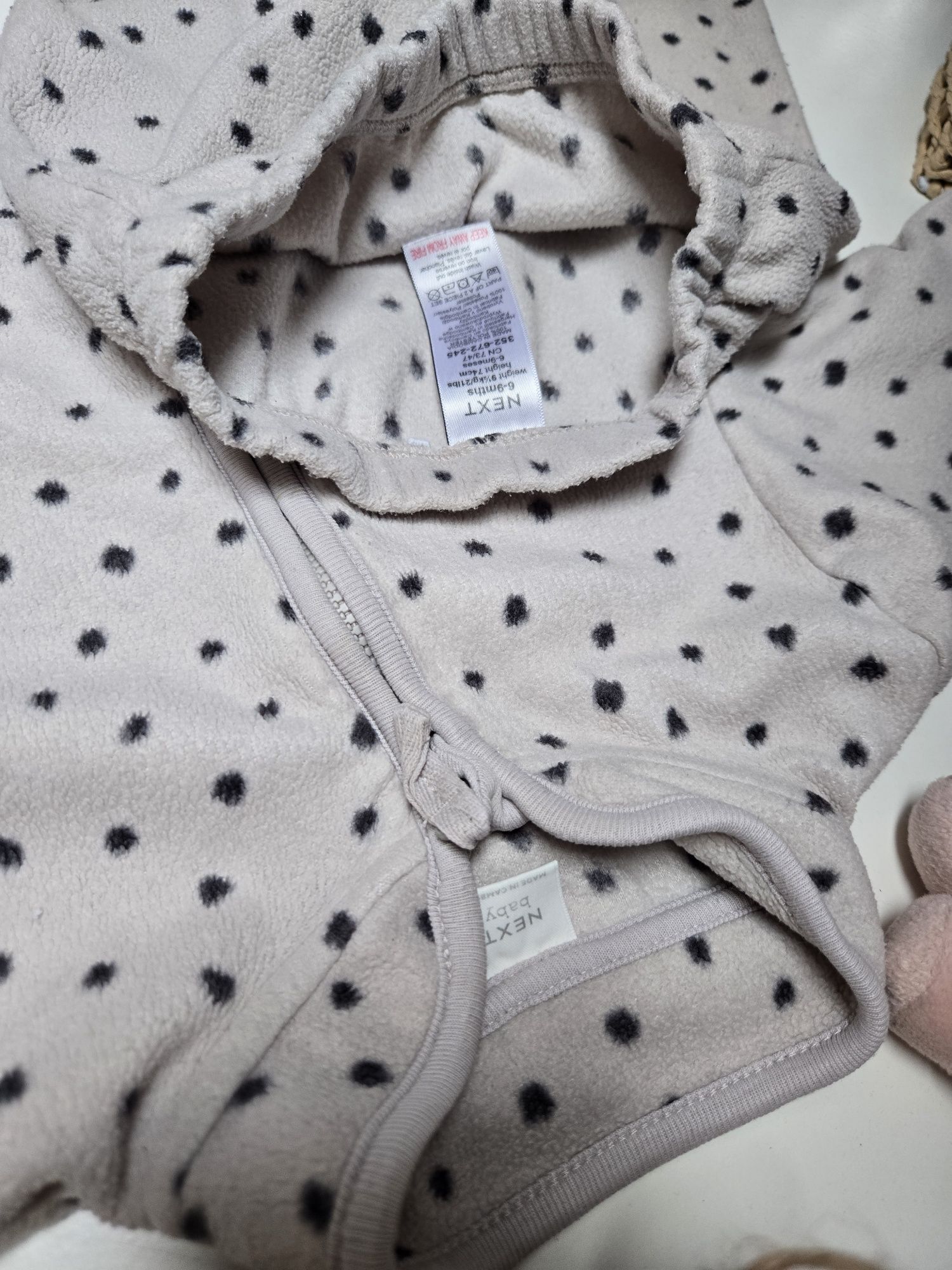 Polarowy dres 74 Next
