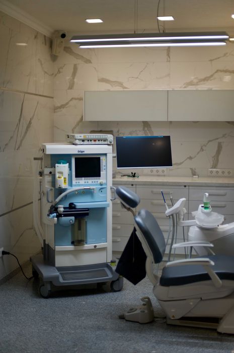 Dräger Primus Infinity  (наркозно-дихальний апарат)