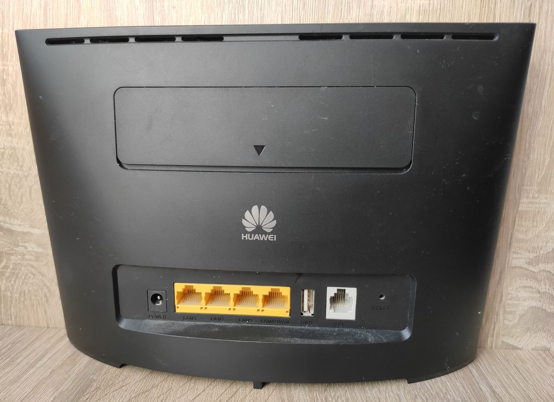 Router Wifi LTE HUAWEI B525