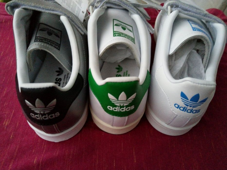 Ténis Adidas clássicos Nº 42 originais e novos a estrear