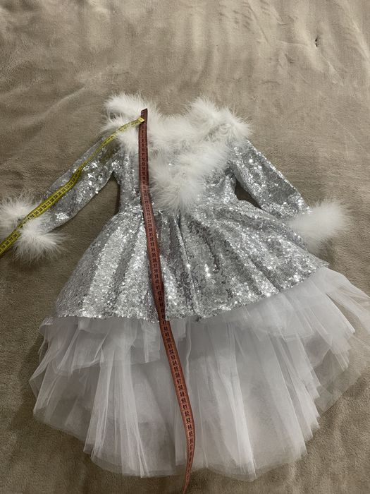 Новогодние платье с пухом
