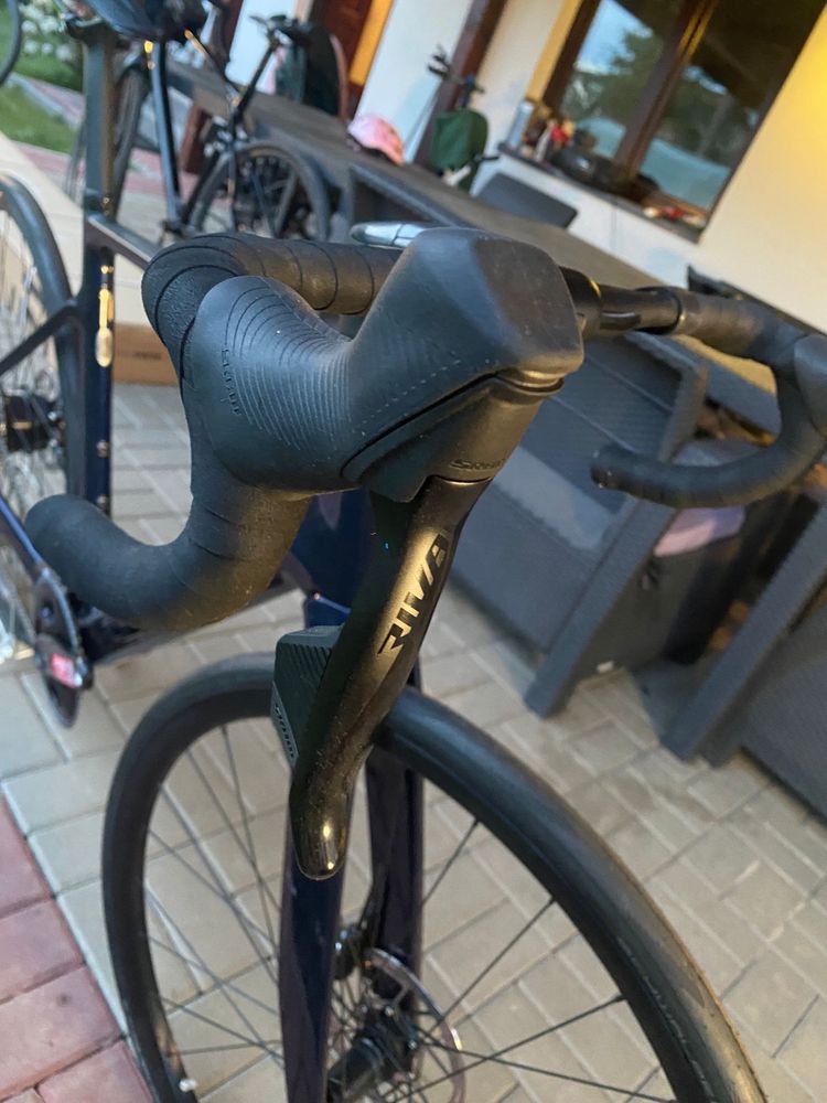 Scott Addict eRide 20 SRAM rival AXS