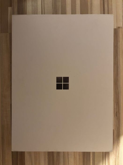 Microsoft Surface Pro (11 th Ed.) Snapdragon X Plus - 16gb ram 256gb