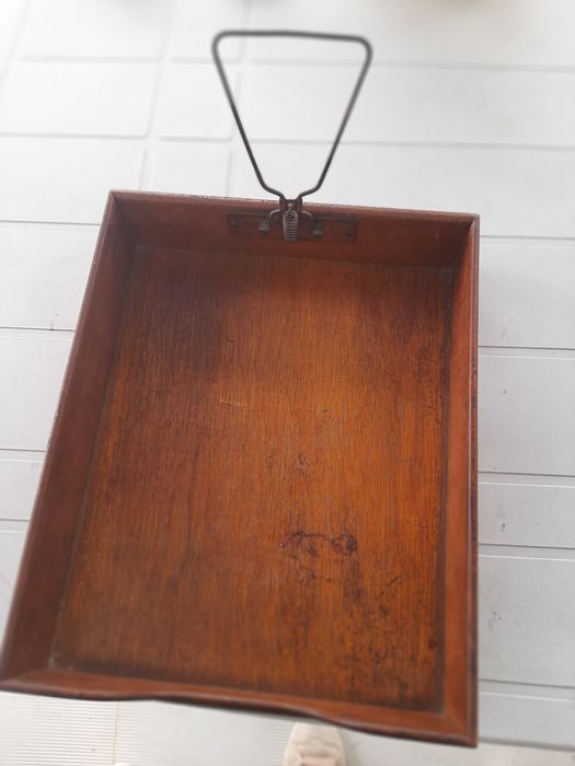 Suporte antigo para documentos