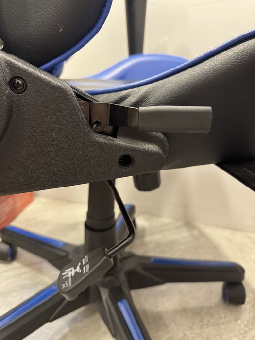 Геймерский компьютерный офисный стул