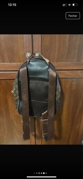 Mochila LV (Louis Vuitton) Castanha