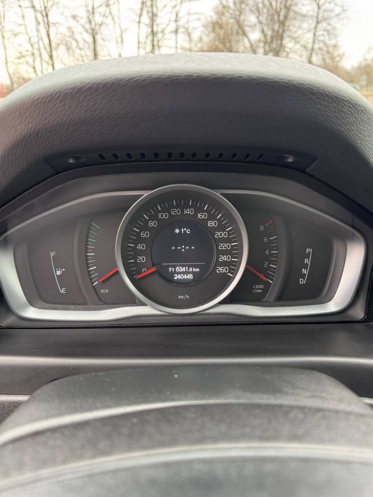 Volvo V70 2013 2.0Т