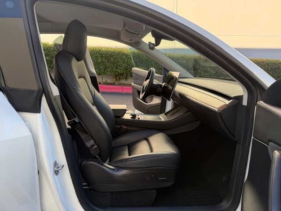 Tesla Model Y Performance      2022