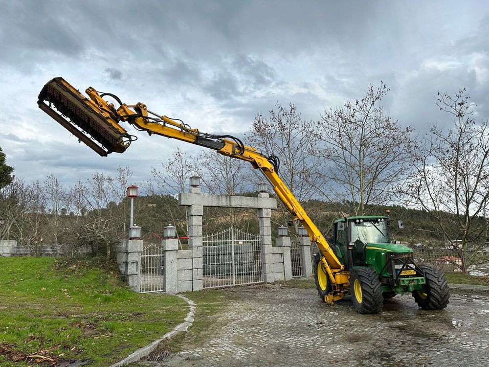 Trator John Deere 6520 Limpa Bermas 10m Matriculado