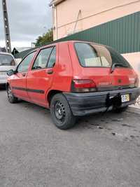 Renault Clio 1.2 gasolina CARRO ANDAR