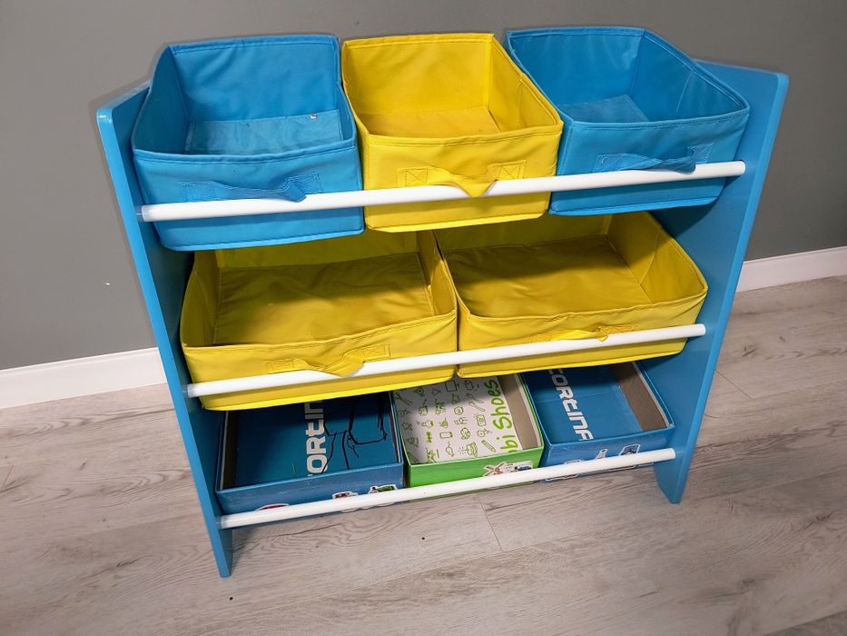 Regał na zabawki dla dzieci