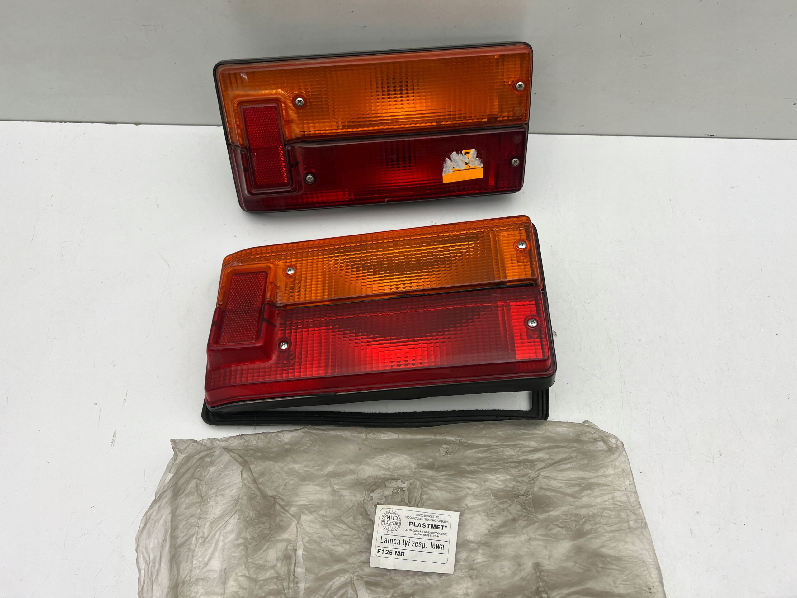 Fiat 125P 125 MR Lampa Tylna Lewa Nowa oryginał N