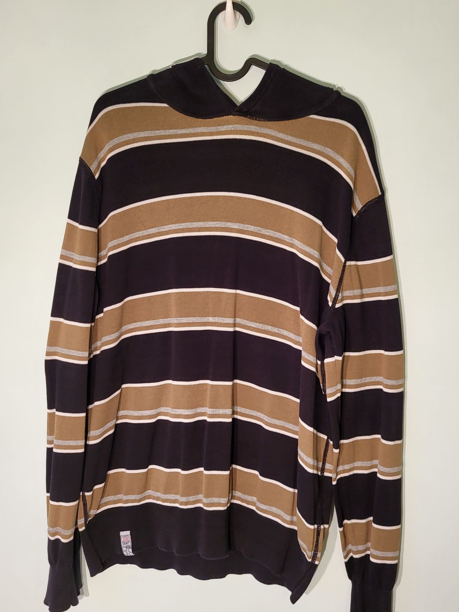 Sweter z kapturem Reserved XL