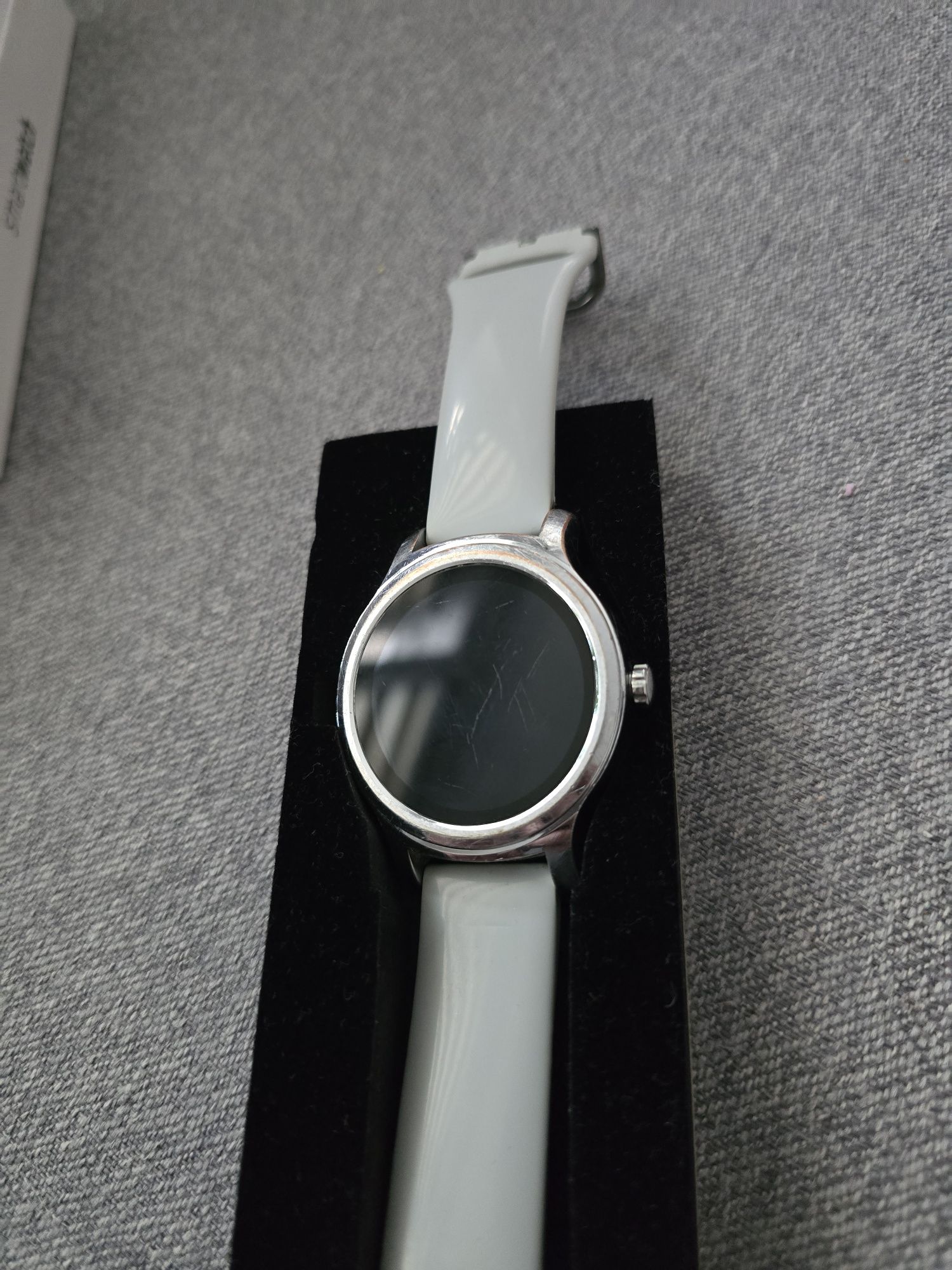 Smartwatch damski Overmax Touch 2,6