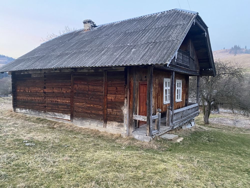 Продам земельну ділянку з будинком