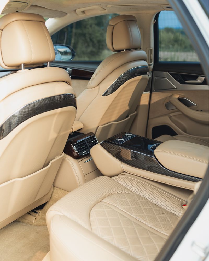 Audi S8 bardzo dobry stan wizualny i techniczny